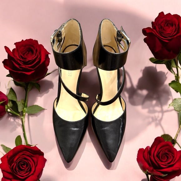 Nine West Mezmerizo black / silver  size 7 leather ankle strap heel pointed toe. - Picture 3 of 7